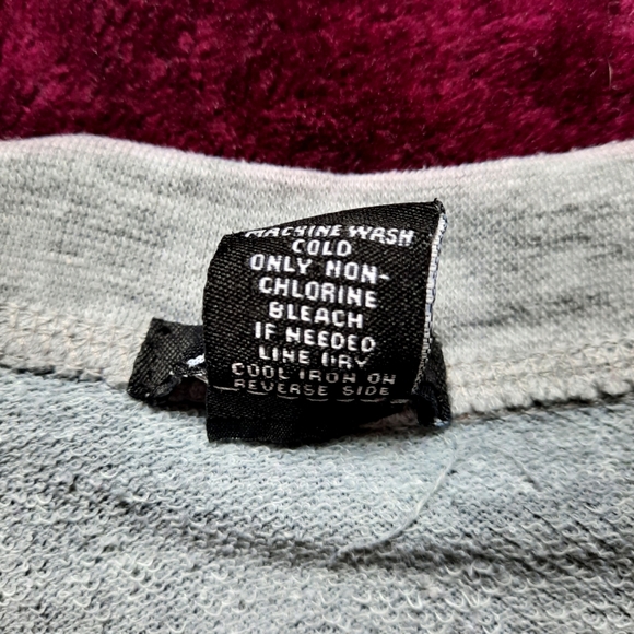 Rue21 XL Gray Star Patterned Sweatshirt - Picture 6 of 6